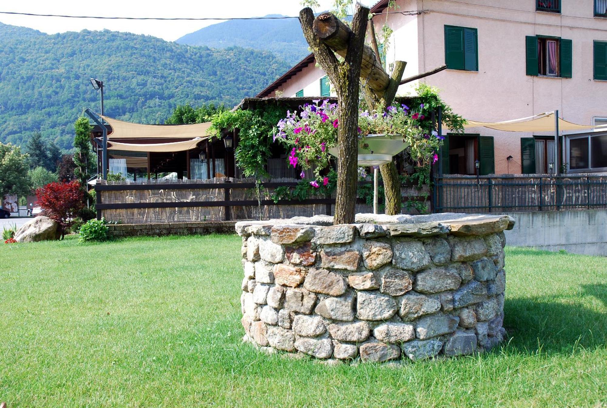 Albergo Baffo Chiuro Екстериор снимка